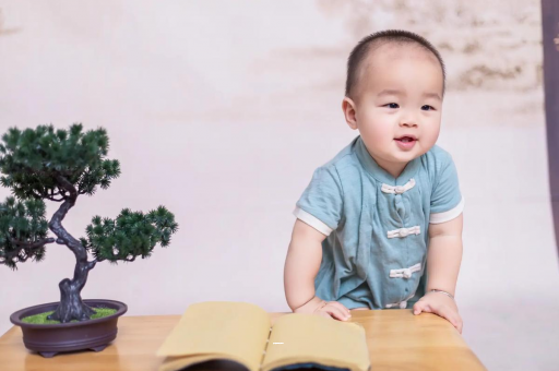 桐乡六个月宝宝可以坐吗